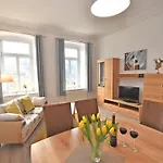 Sunny Escape In Borstendorf