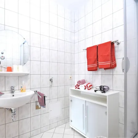 Sunny Escape In Borstendorf