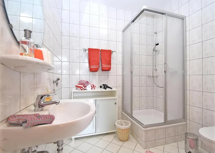 Sunny Escape In Borstendorf * Grunhainichen